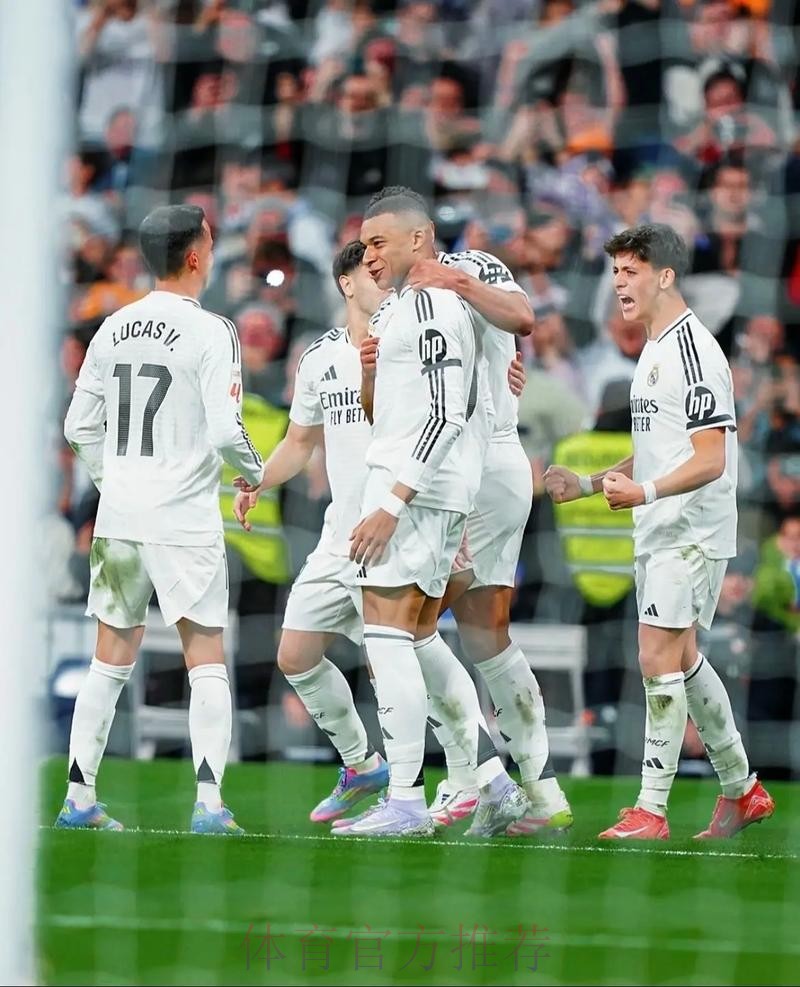 皇马近11场比赛输掉5场,此前68场仅输2场 皇马近11场比赛输掉5场,此前68场仅输2场